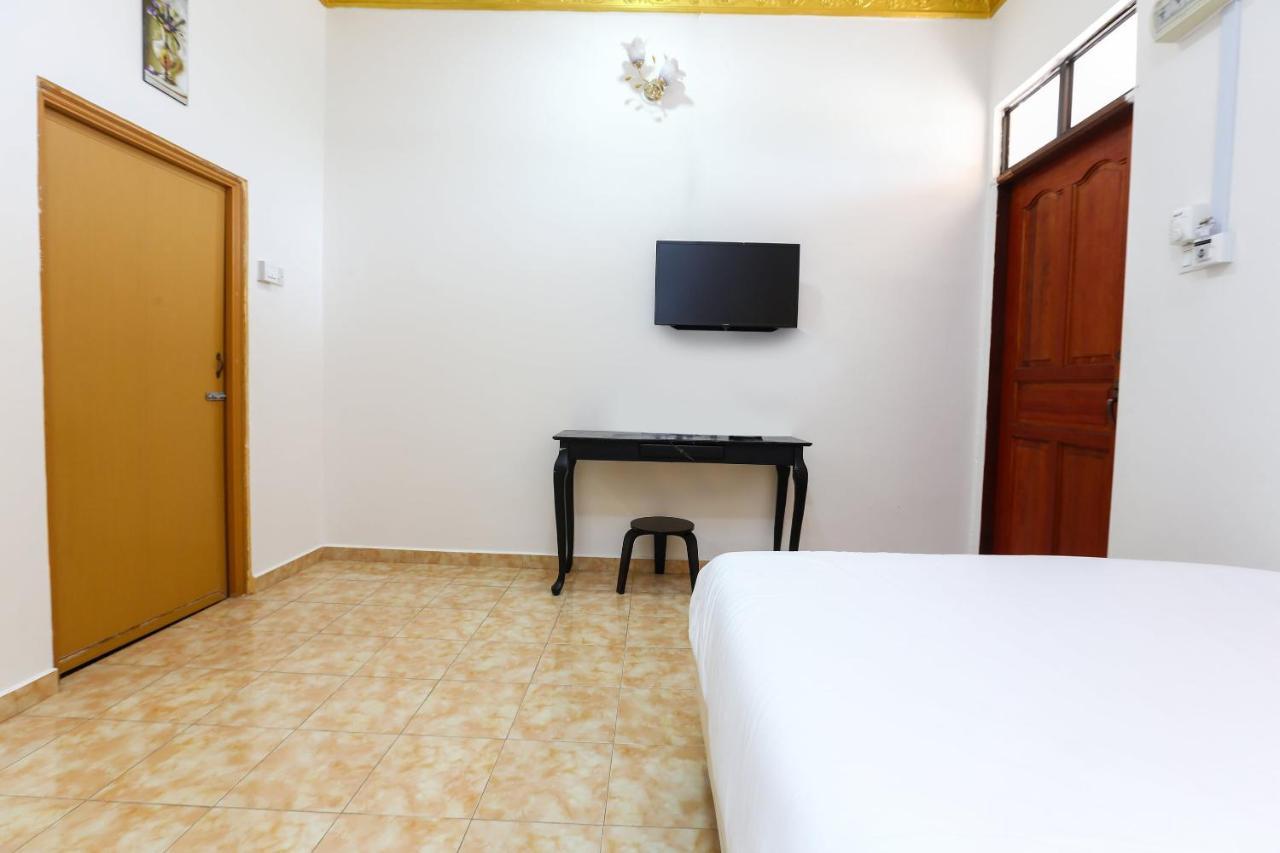 Oyo 89887 Chalet Yunie Marang Exteriör bild